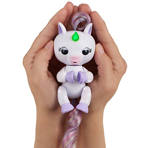 Fingerlings Light Up Unicorn Mackenzie | Baby Pet | Glitter White